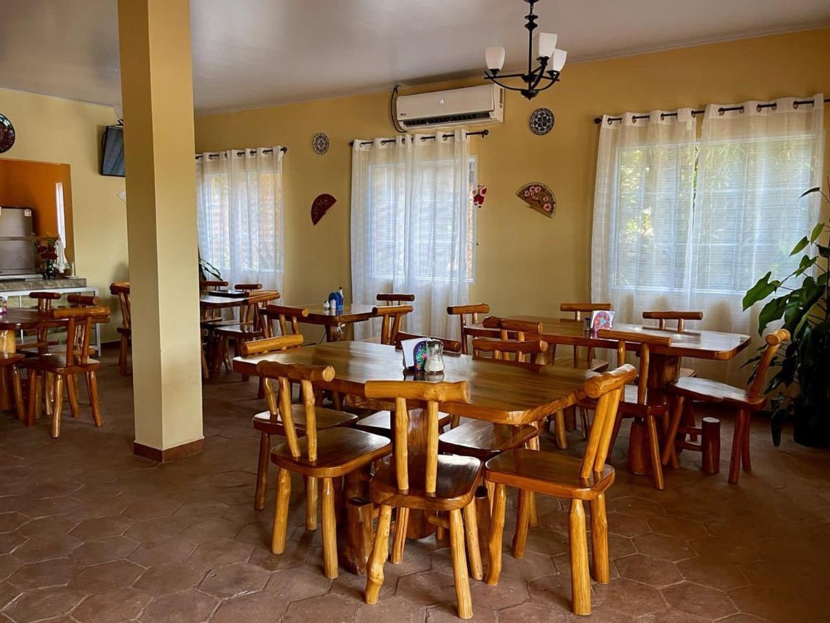 Hotel Y Restaurante Virgen De Fatima La Ceiba Extérieur photo